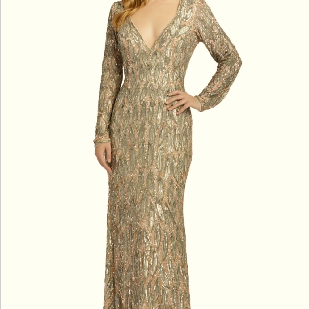 MAC DUGGAL Long Sleeve Sequined Mermaid Gown In Vintage Taupe Size US 16